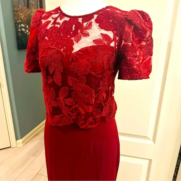Dress the population XS red Ramona dress lace floral slit $278 - Picture 7 of 11
